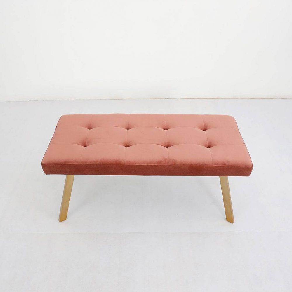 Otomanes, Bancos y Reclinatorios Archives - Eventos Del Cibao